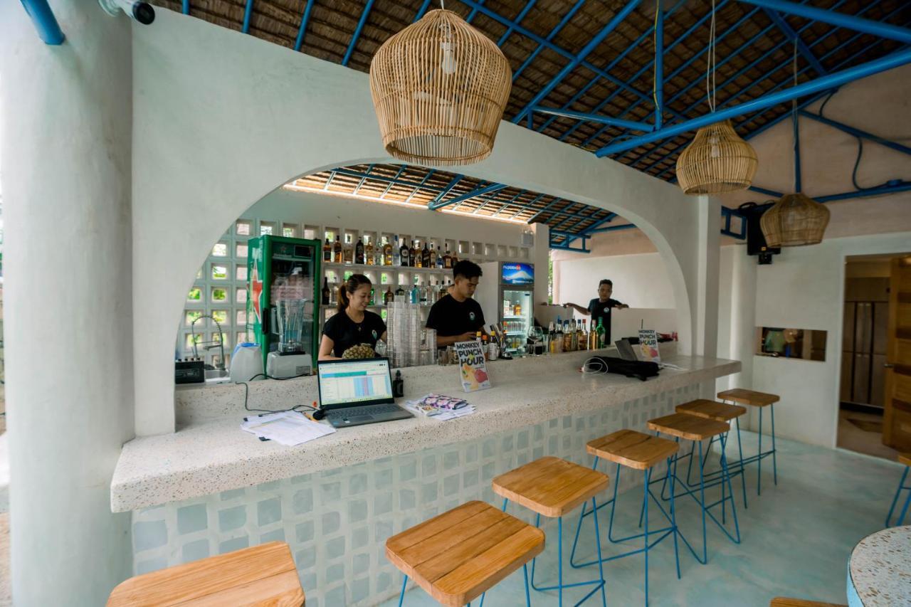 Mad Monkey Panglao Hostel Εξωτερικό φωτογραφία