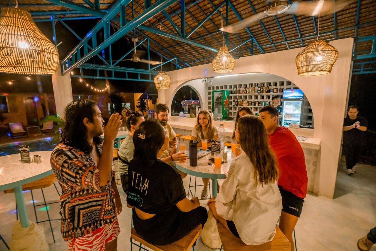 Mad Monkey Panglao Hostel Εξωτερικό φωτογραφία