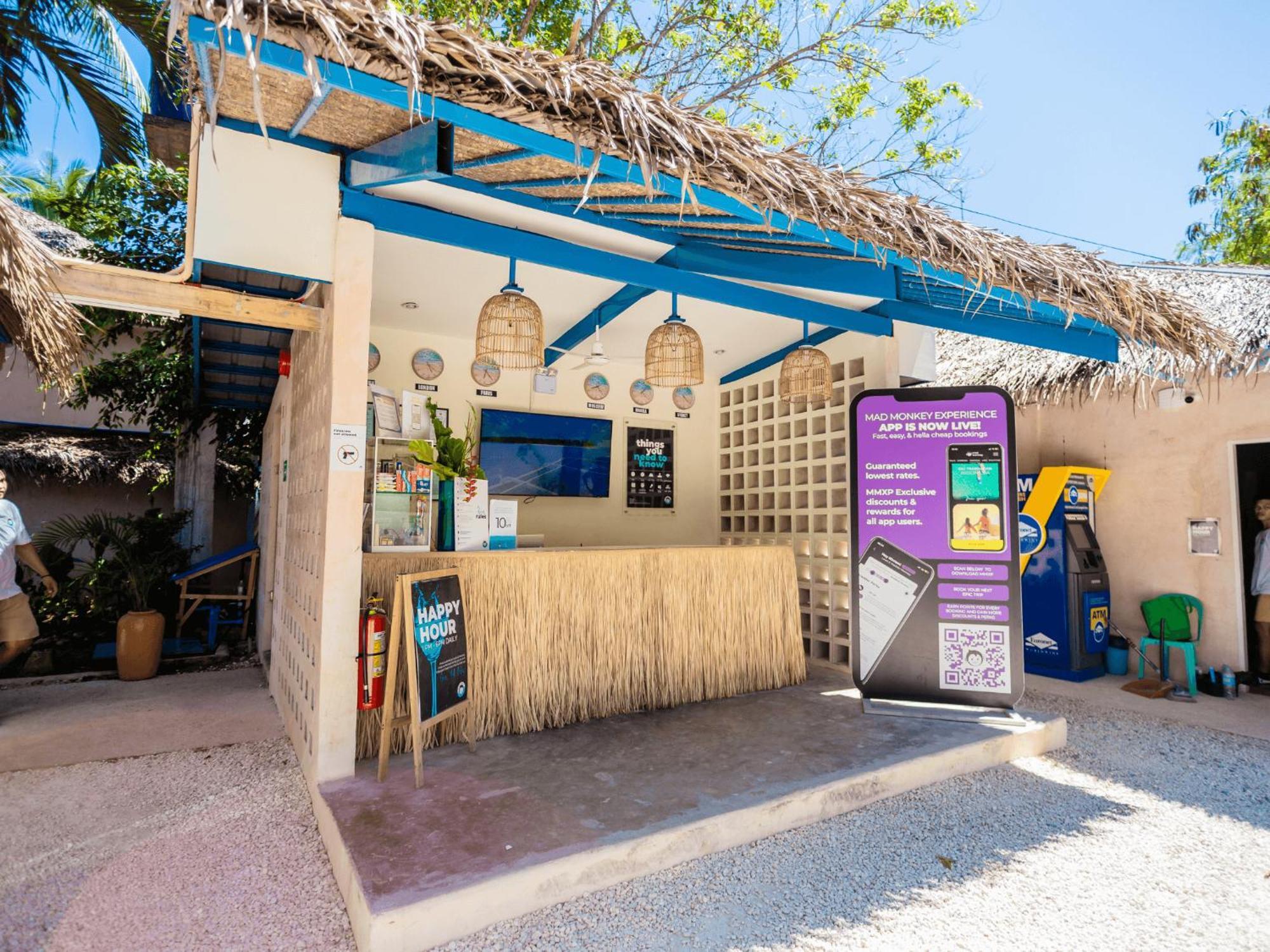 Mad Monkey Panglao Hostel Εξωτερικό φωτογραφία