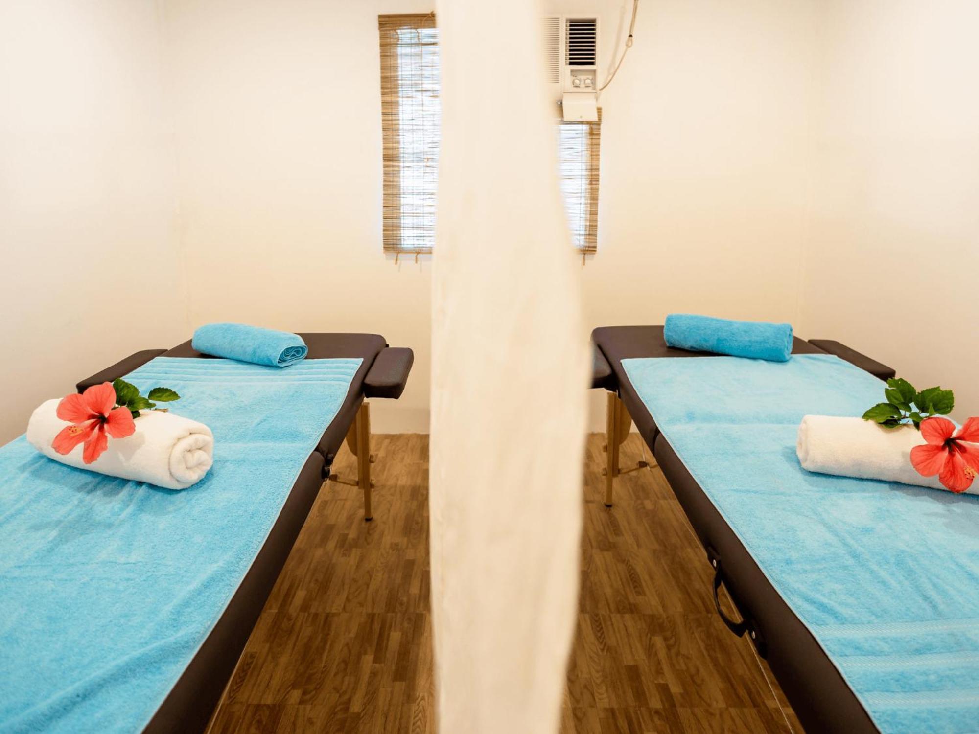 Mad Monkey Panglao Hostel Εξωτερικό φωτογραφία