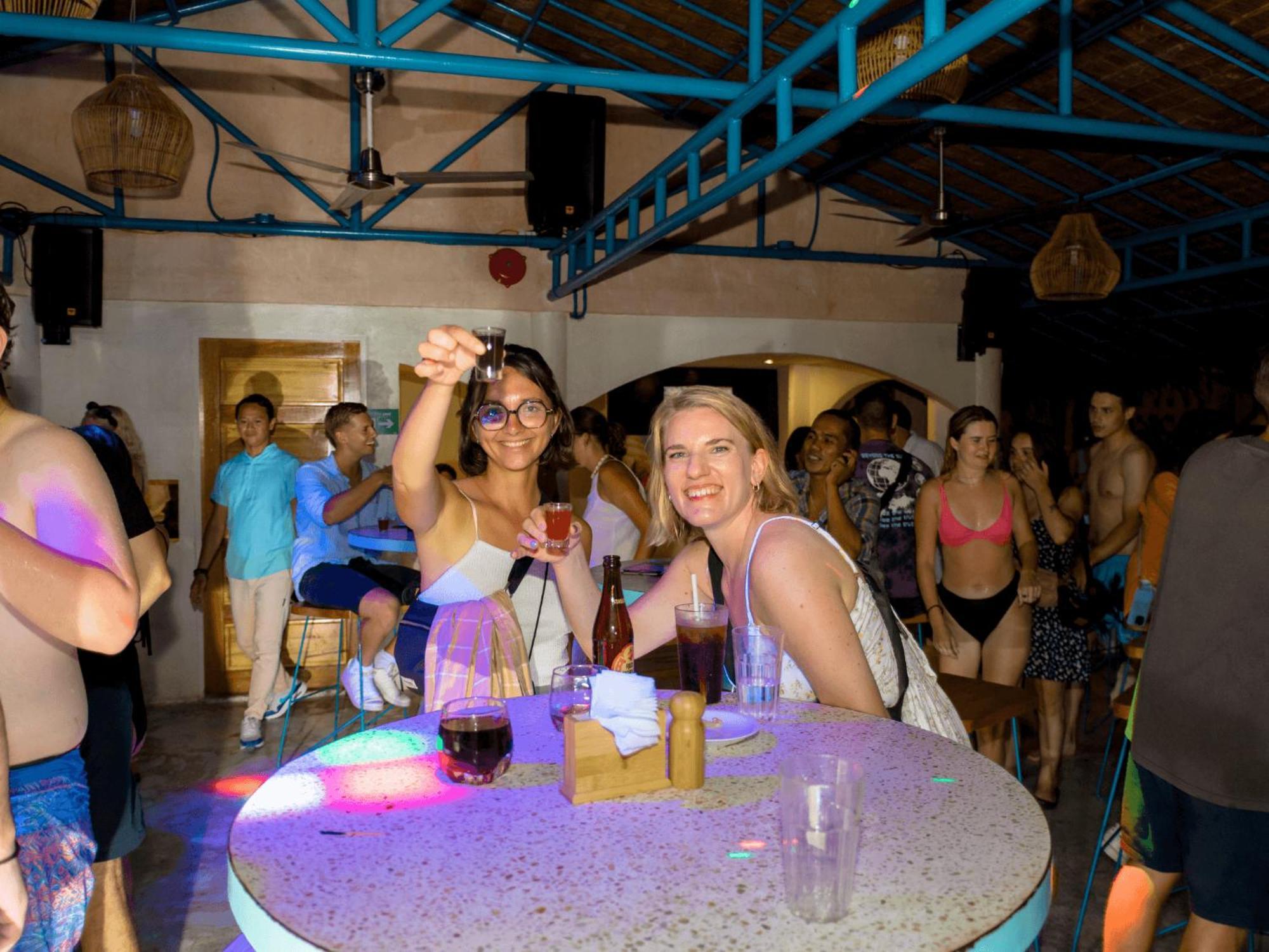 Mad Monkey Panglao Hostel Εξωτερικό φωτογραφία