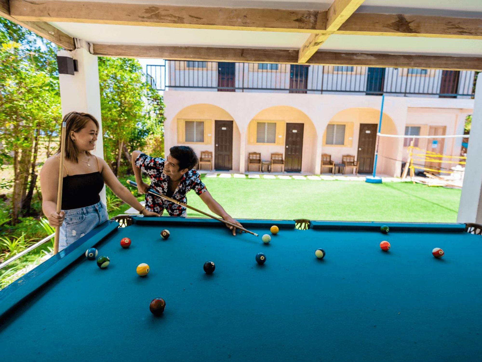 Mad Monkey Panglao Hostel Εξωτερικό φωτογραφία