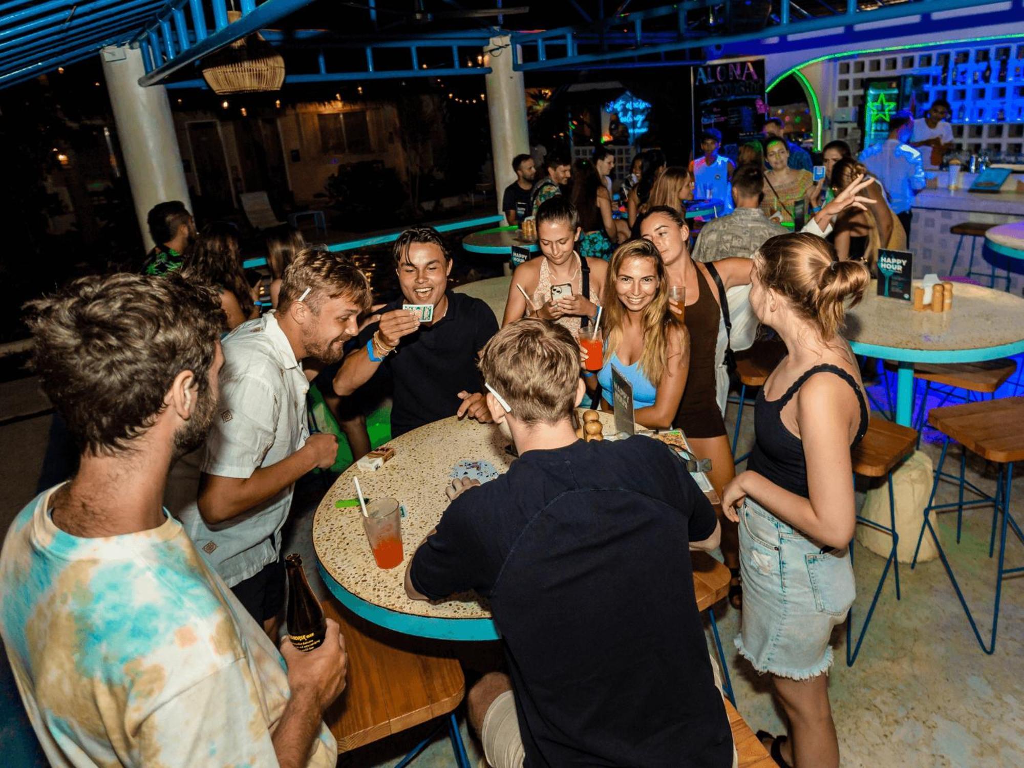 Mad Monkey Panglao Hostel Εξωτερικό φωτογραφία